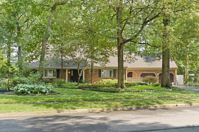 2131 Sheringham Rd, Upper Arlington, OH 43220 - photo 4