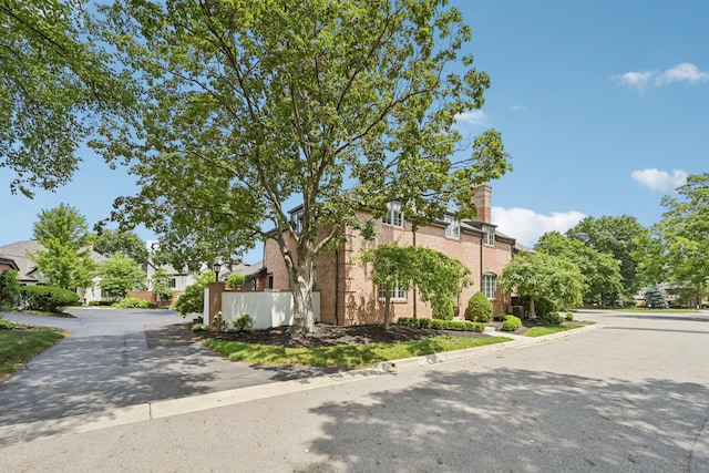1352 La Rochelle Dr, Columbus, OH 43221 - photo 8