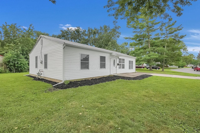 565 Nassau Dr, Marion, OH 43302 - photo 2