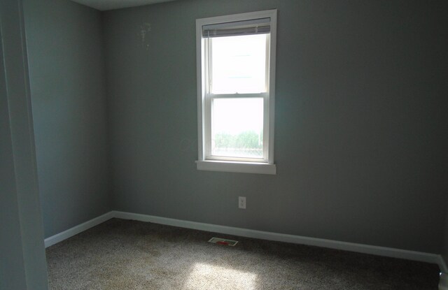 82 Delray Rd, Columbus, OH 43207 - photo 15
