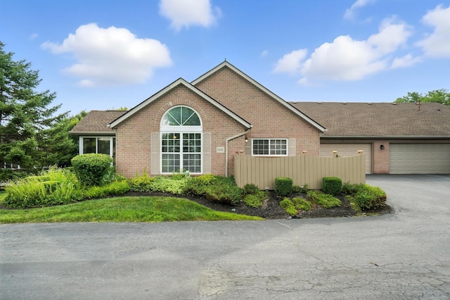 1892 Farmbrook Cir S, Grove City, OH 43123 - photo 1