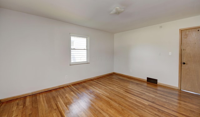 2704 Bernadette Rd, Columbus, OH 43204 - photo 15