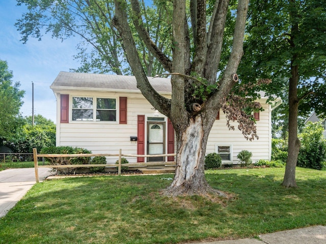 570 Fairholme Rd, Columbus, OH 43230 - photo 2