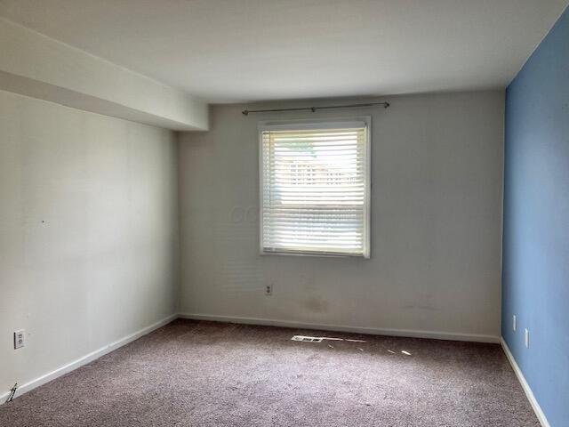 965 Manor Ln Unit W, Columbus, OH 43221 - photo 17