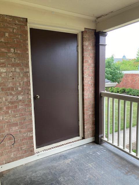 965 Manor Ln Unit W, Columbus, OH 43221 - photo 8