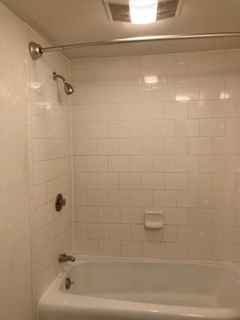965 Manor Ln Unit W, Columbus, OH 43221 - photo 20