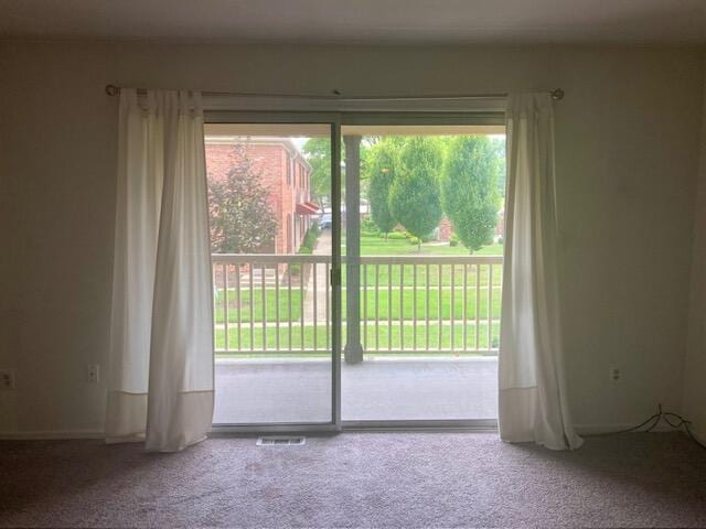 965 Manor Ln Unit W, Columbus, OH 43221 - photo 7