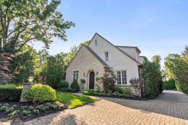 3507 River Avon Cir, Columbus, OH 43221 - photo 2