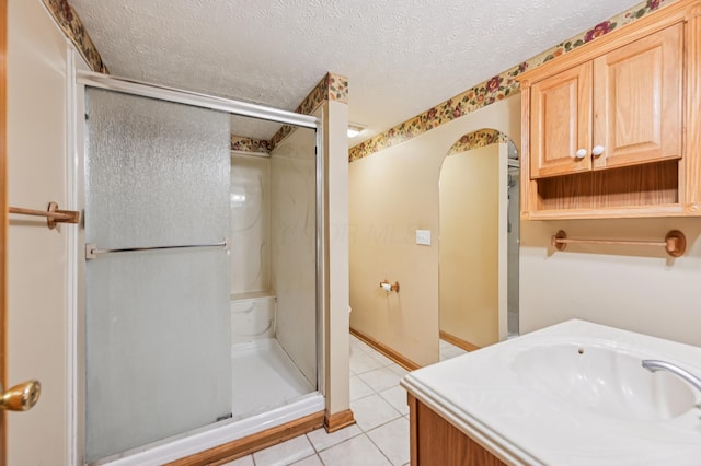 320 Spruce Hill Dr, Columbus, OH 43230 - photo 27