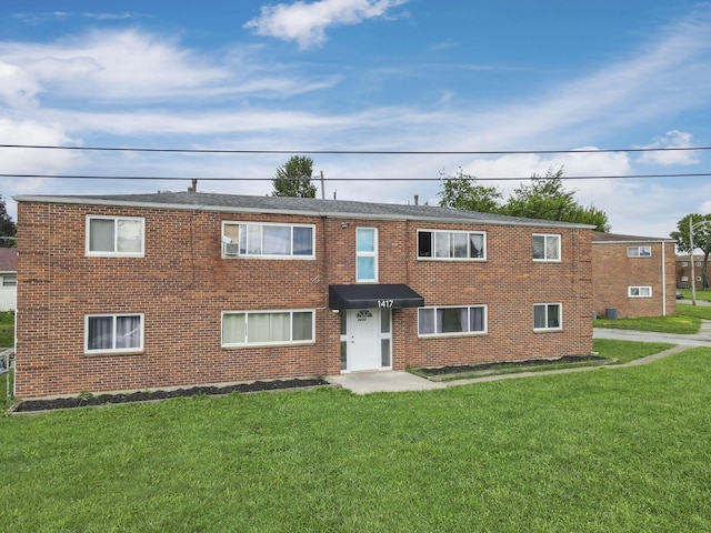 1417 Selkirk Rd, Columbus, OH 43227 - photo 4