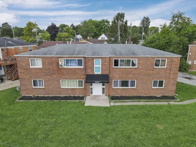 1417 Selkirk Rd, Columbus, OH 43227 - photo 1