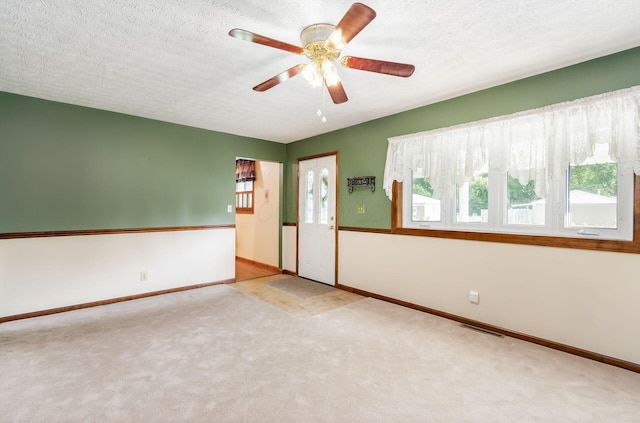 5261 Elmira Dr, Columbus, OH 43232 - photo 2