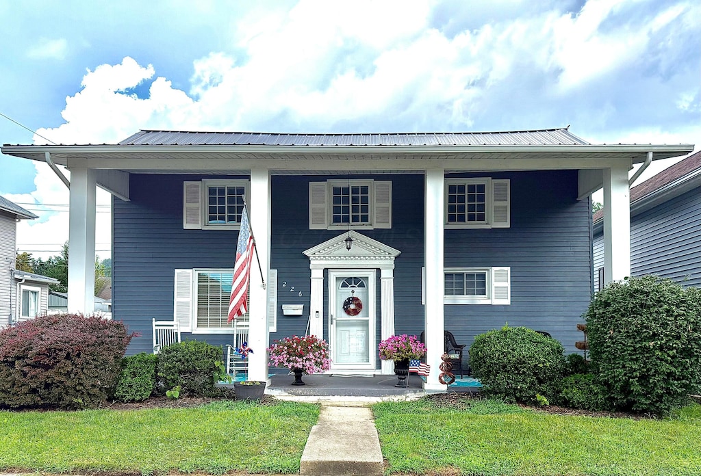 226 W Columbus St, Nelsonville, OH 45764 - photo 1