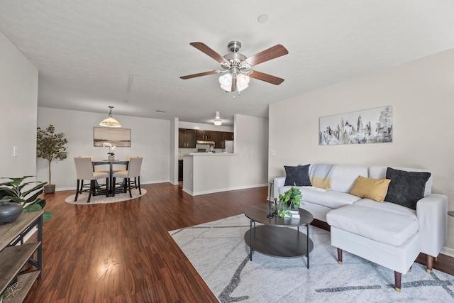6823 Meadow Creek Dr Unit 205, Columbus, OH 43235 - photo 10