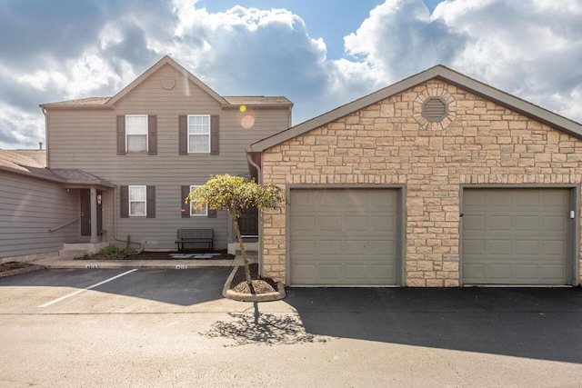 4017 Meadowleigh Way Unit 29C, Columbus, OH 43230 - photo 1