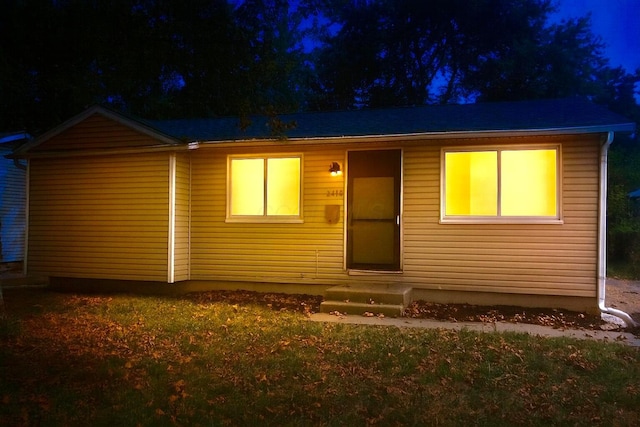 2410 Clarkston Ln, Columbus, OH 43232 - photo 1