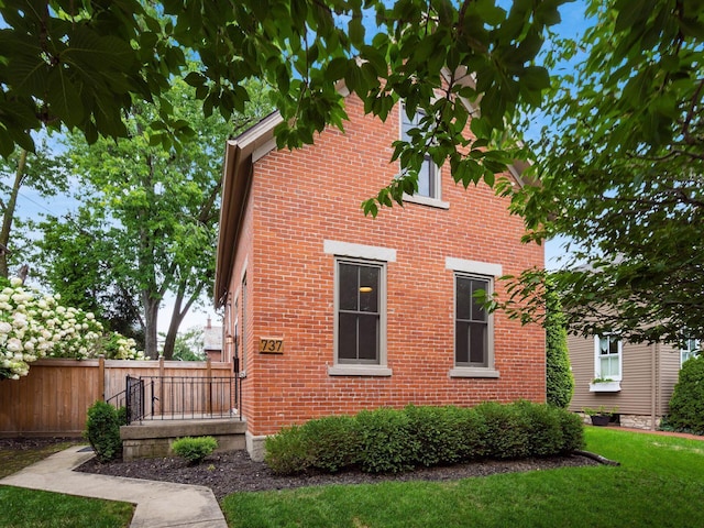 737 Jaeger St, Columbus, OH 43206 - photo 1