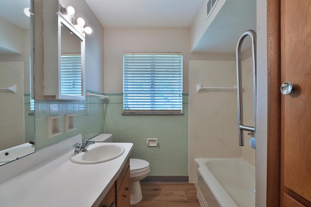 696 E Schreyer Pl, Columbus, OH 43214 - photo 21