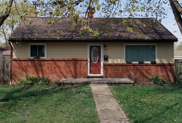 221 Fernhill Ave, Columbus, OH 43228 - photo 1