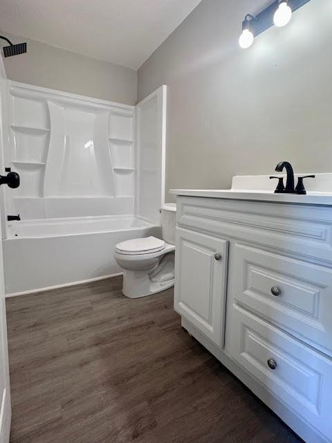 539 E Union St, Circleville, OH 43113 - photo 9