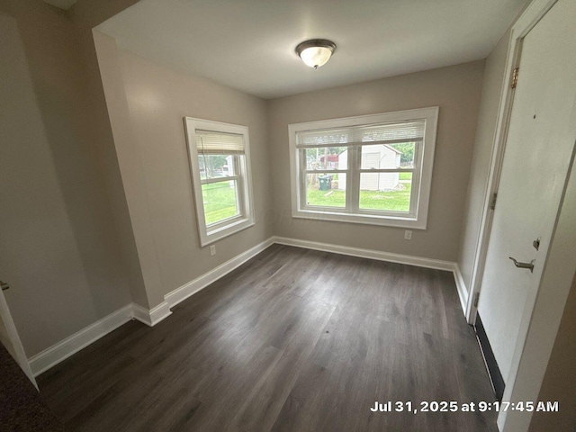 472 N Warren Ave, Columbus, OH 43204 - photo 9