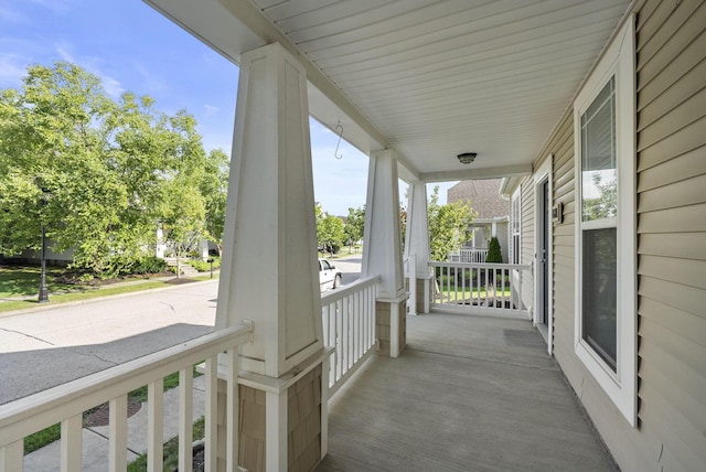 4681 Snowy Meadow Dr, Grove City, OH 43123 - photo 4
