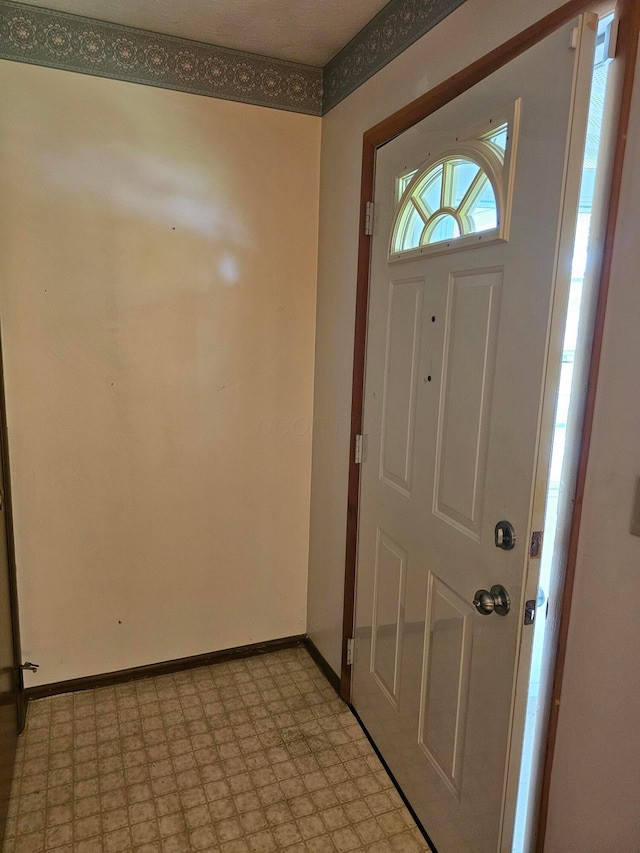 5007 Astoria Ave, Columbus, OH 43207 - photo 3