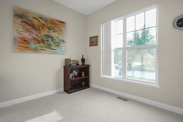 2638 Aeden Dr, Columbus, OH 43219 - photo 9
