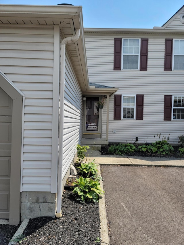 5725 Kilbury Ln Unit 123C, Hilliard, OH 43026 - photo 1