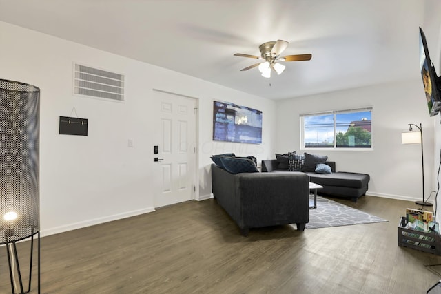 940 Shoemaker Ave, Columbus, OH 43201 - photo 5