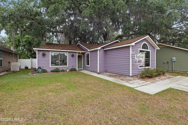 view of front of property