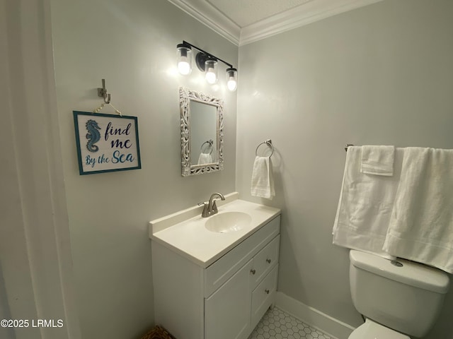171 Beach Club Villa Dr Unit 171, Fripp Island, SC 29920 - bathroom featuring crown molding, vanity, and tile patterned flooring