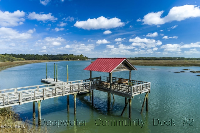4 Connies Point Dr, Beaufort, SC 29907