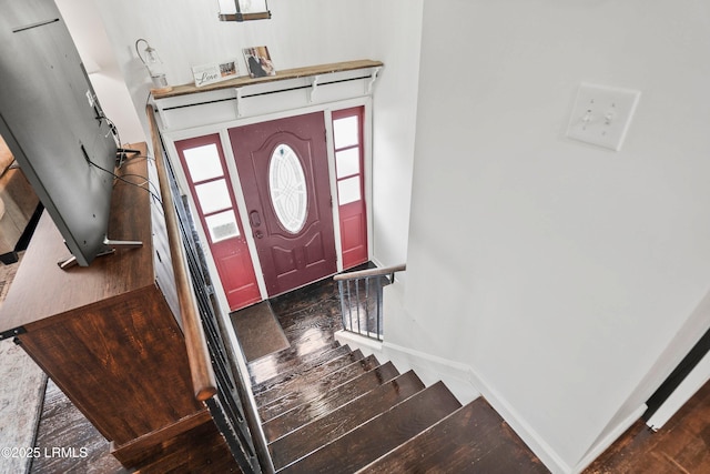 view of foyer entrance