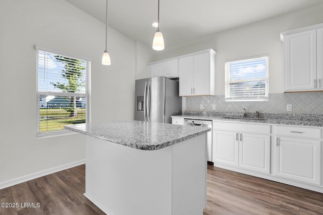 171 Great Bend Dr, Beaufort, SC 29906 - kitchen with stainless steel appliances, a sink, dark wood-type flooring, and tasteful backsplash