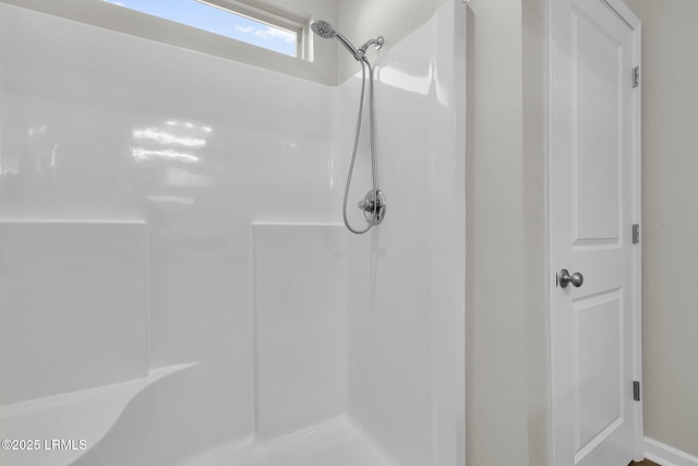 171 Great Bend Dr, Beaufort, SC 29906 - full bathroom with a shower