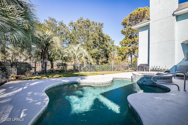 1348 Rowland Dr, Saint Helena Island, SC 29920 - view of swimming pool featuring an in ground hot tub