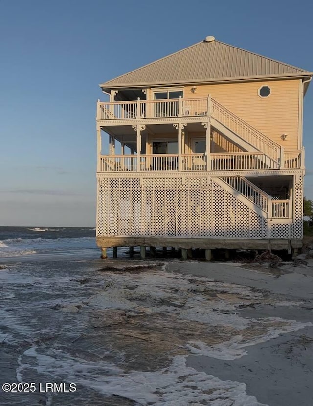 108 Harbor Dr N, Harbor Island, SC 29920 - exterior view of stairs