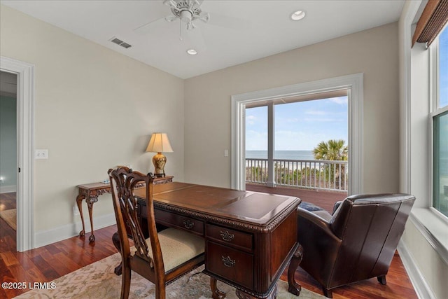 office area featuring baseboards, visible vents, wood finished floors, and recessed lighting