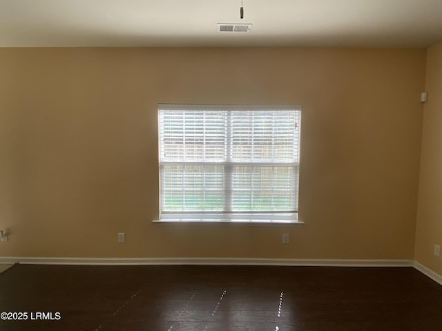 204 Mission Way, Beaufort, SC 29906 - empty room with baseboards