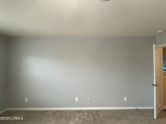 204 Mission Way, Beaufort, SC 29906 - spare room with carpet, baseboards, and a smoke detector