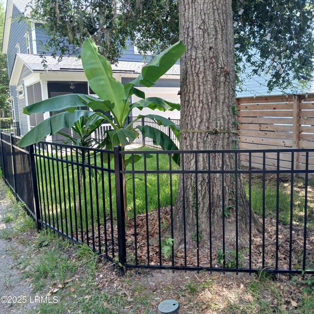 309 Cockle Ln, Beaufort, SC 29906 - photo 37