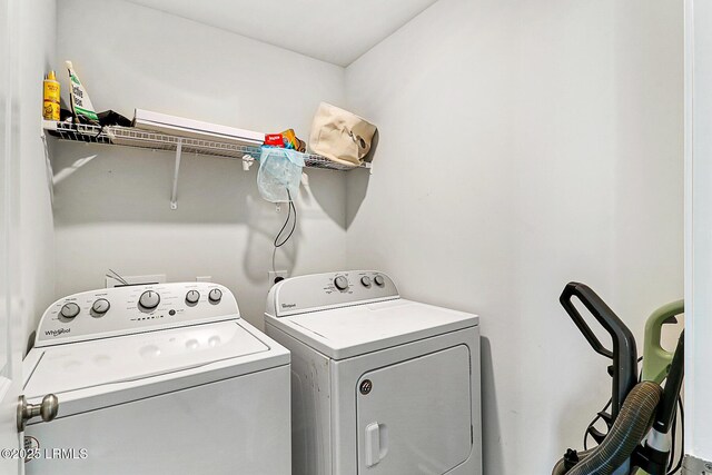 32 Chinquapin St, Beaufort, SC 29906 - laundry room featuring washing machine and clothes dryer and laundry area