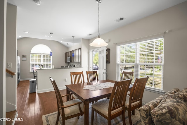 504 Candida Dr, Beaufort, SC 29906 - dining area with visible vents, vaulted ceiling, dark wood finished floors, baseboards, and recessed lighting