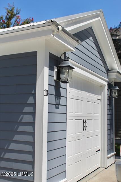 10 Hayek St, Beaufort, SC 29907 - view of garage