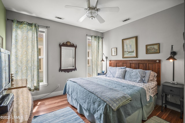 1009 9th St, Port Royal, SC 29935 - bedroom with wood finished floors and a ceiling fan