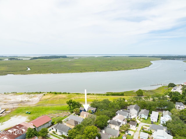 1009 9th St, Port Royal, SC 29935 - aerial view of property's location featuring a nearby body of water and nearby suburban area