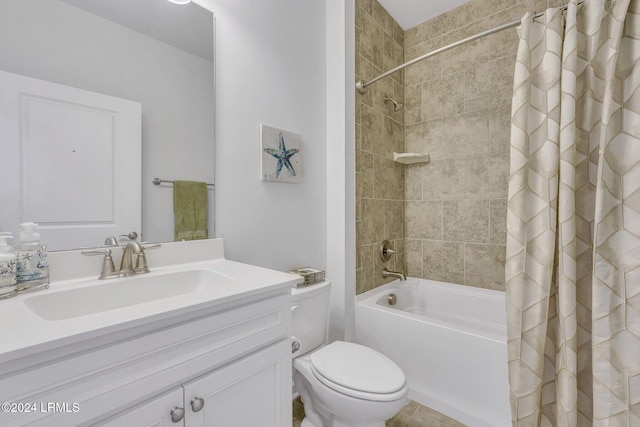 full bathroom with shower / bath combination with curtain, vanity, and toilet