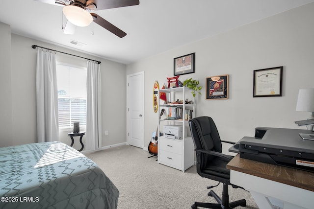 bedroom featuring a ceiling fan, baseboards, visible vents, and carpet flooring