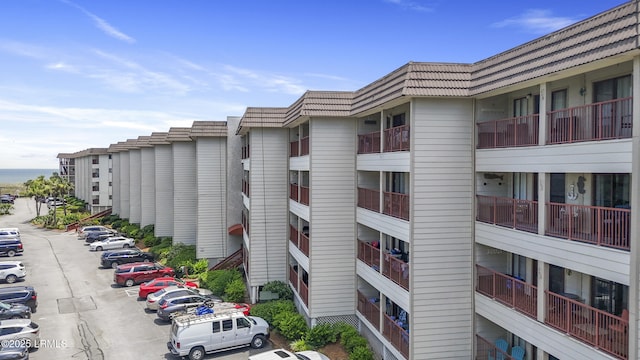 40 Folly Field Rd Unit 340, Hilton Head Island, SC 29928 - view of apartment building / complex featuring uncovered parking